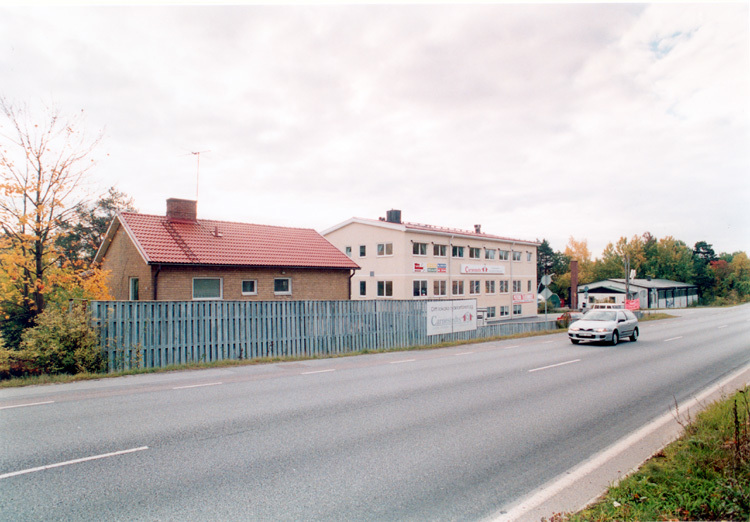 JEFAs gamla fabriksbyggnad utmed Viksjöleden i ...