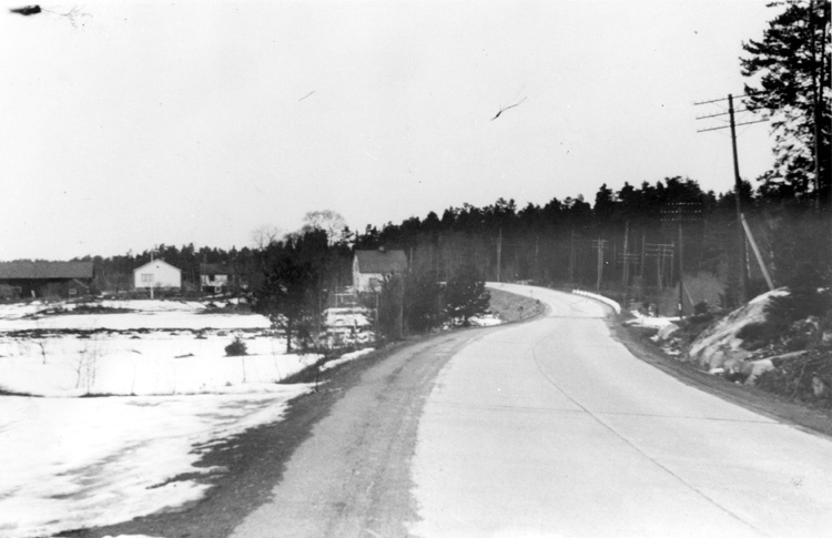 Jakobsberg. Enköpingsvägen vid Nydal.