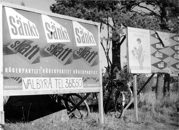 Valet 1954 vid Barkarbyskolan. Högerpartiets oc...