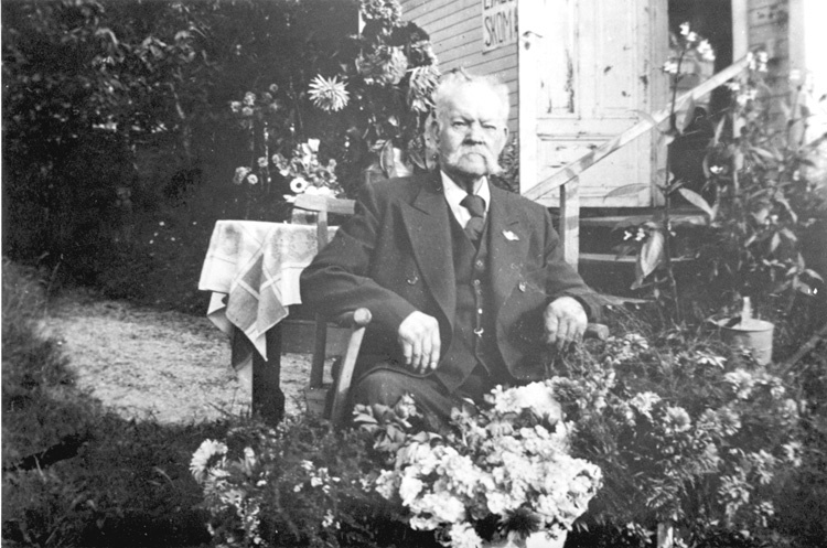 Lars Johan Ahlkvist, Stäket