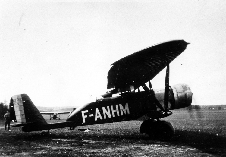 Ett franskt flygplan av typ Potez på Barkarby f...