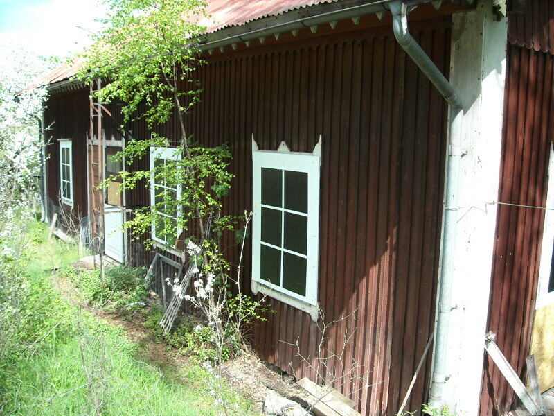 Rättarbostaden vid Veddesta gård 2014 baksidan