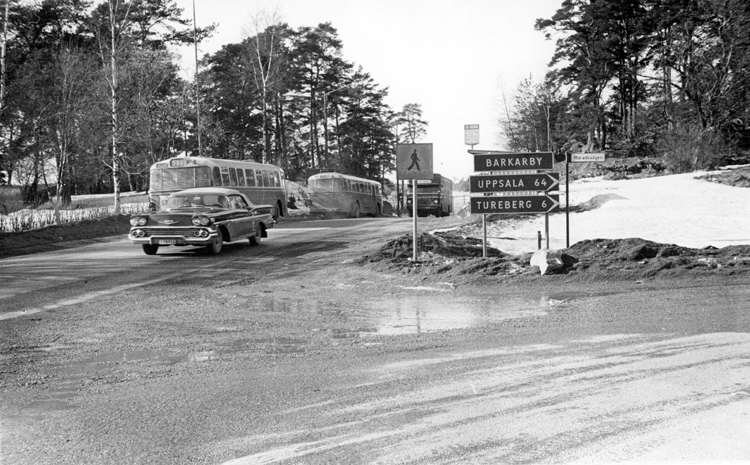 Busshållplatsen vid Enköpingsvägen-Häradsvägen ...