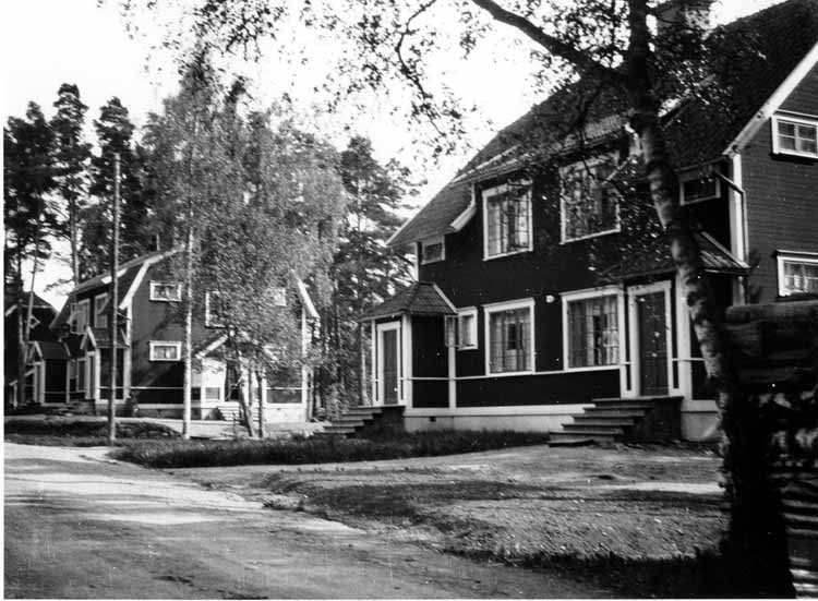 Arbetarbostäderna i Kallhälls centrum. 
