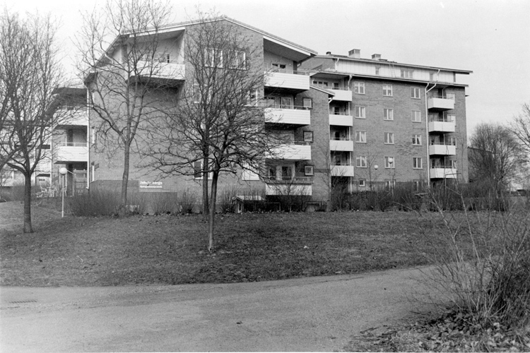 Jakobsberg. Västerby. Kvartalsvägen. Jakobsberg...