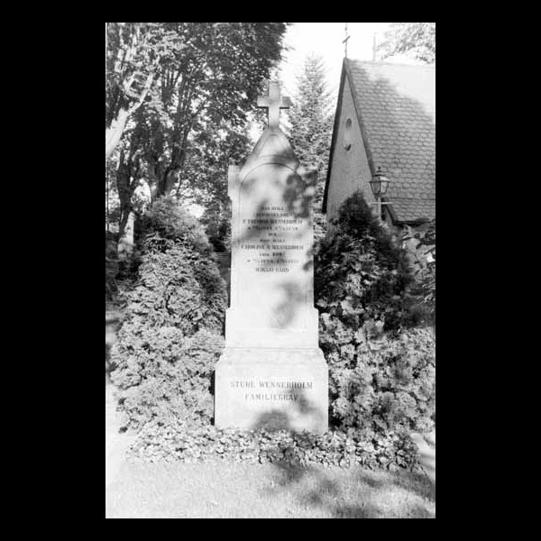 JkB 04930 - Kyrkogård