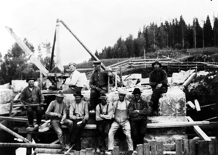 Fotot troligen taget vid arbeten i Rickleån, 1927.