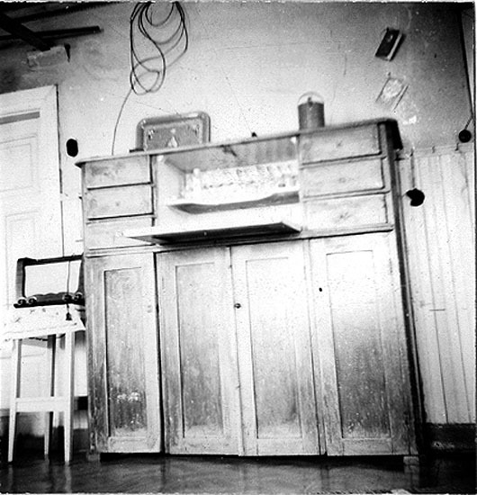 Köksskåp tillverkat omkring 1905 av Hultasjösni...
