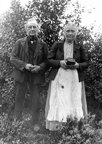 Porträtt av okänt äldre par.
