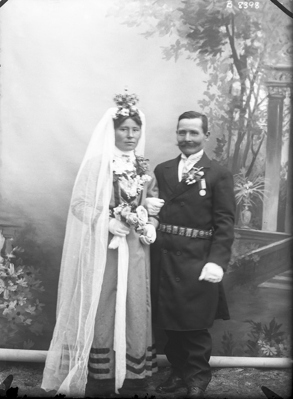 Kristina och Ludvig Grahn. Se B 8422