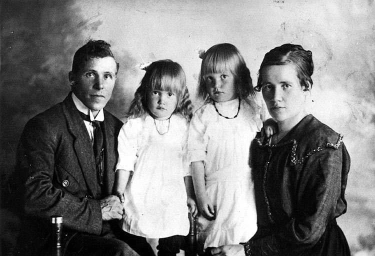 Familjen Hjalmar Olsson.