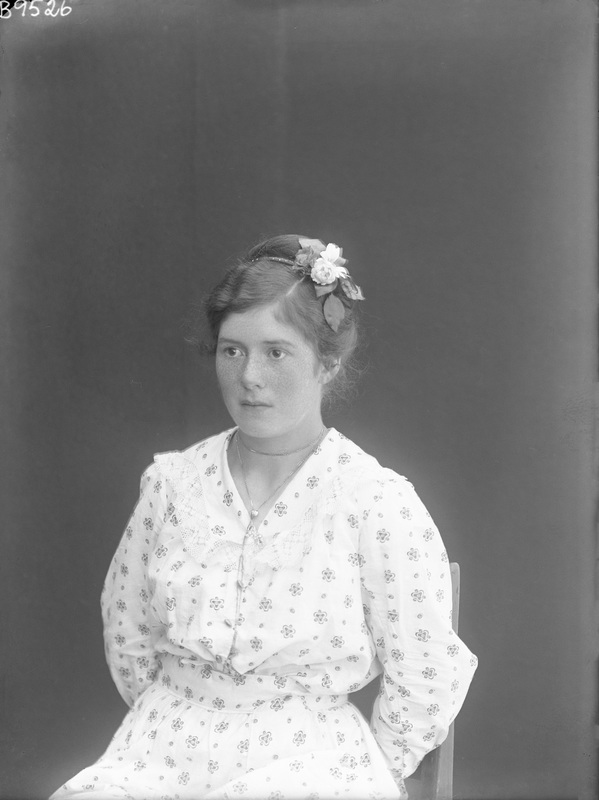 Astrid Karlsson, Svarttjärn gift Rönnmark.