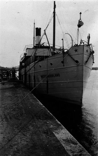 Hamnen. Ångren Westernorrland 1930.