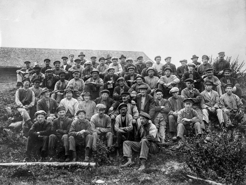 Arbetare vid Sikeå såg 1920-tal
