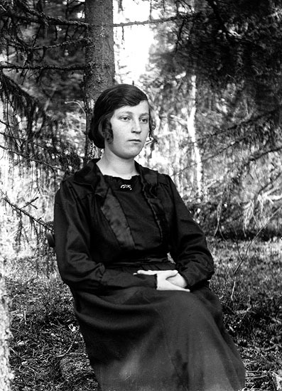Dolly Andersson, Skansholm, dog 28/9-57.