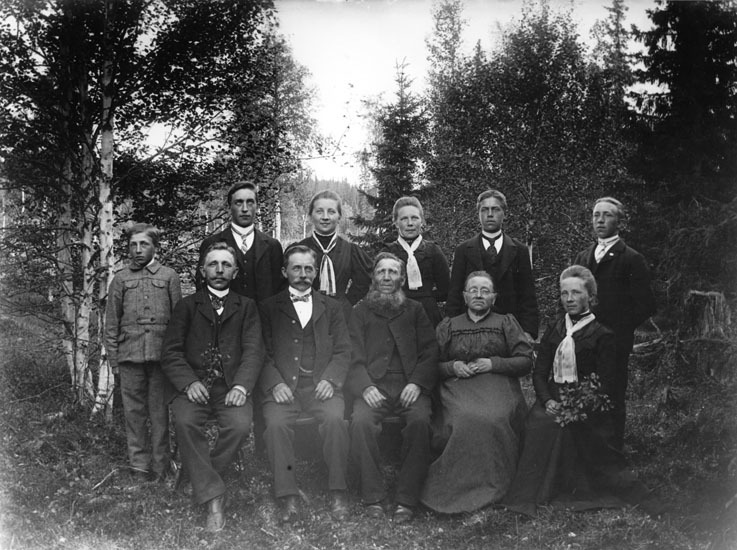 Bl.a. familjen Karl Jonsson, Buberget.