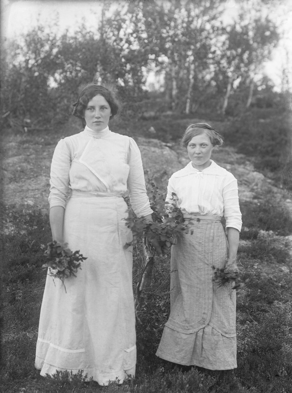 Elisabeth Karlsson och Hanna Bergeman, Hemfjäll.