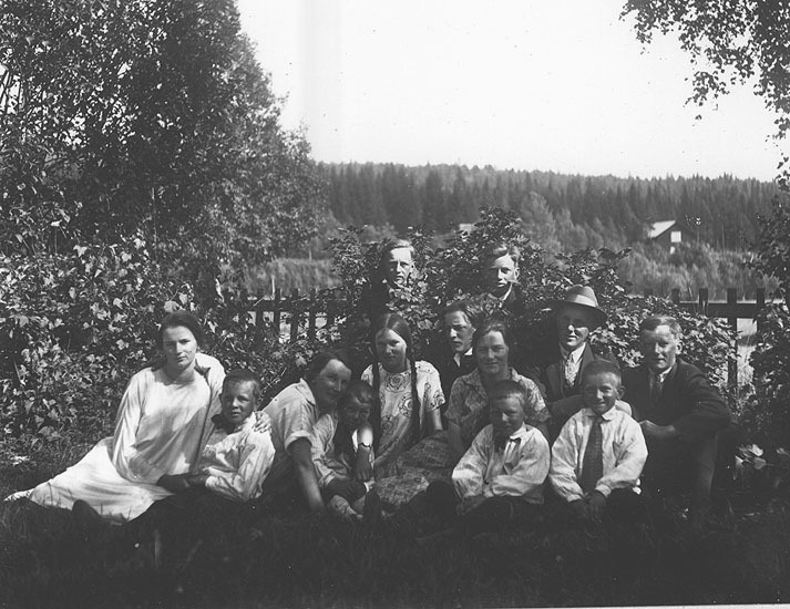 Familjen Backlund i Hörnäs.