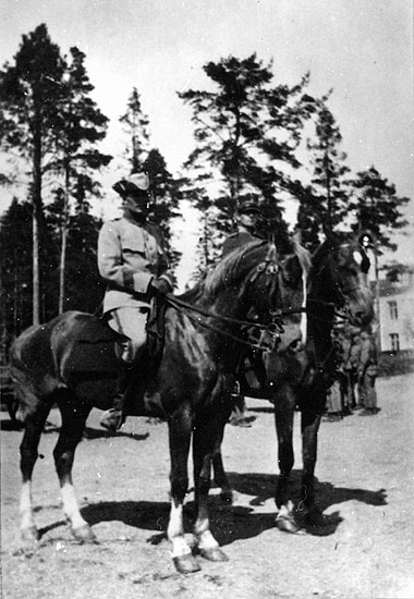 Regementena I 20. Haeggström och Utterström.