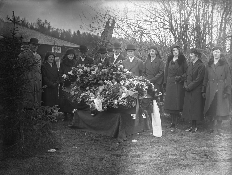 Fällforsselet 1:4. Fredrik Nordströms begravning.