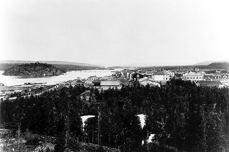Panorama över Lycksele stad efter branden 1911.