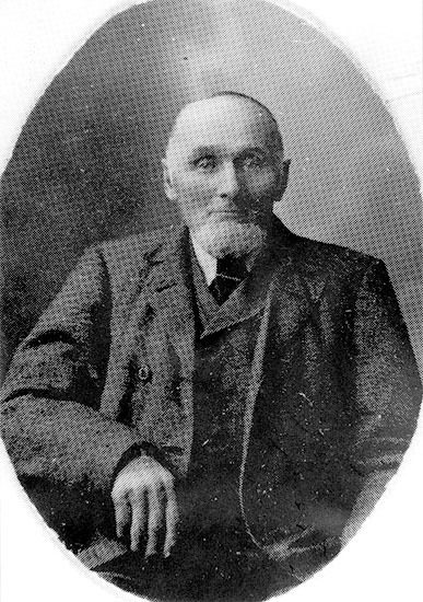 Porträtt av Vilhelm Åberg. En av det första gäs...