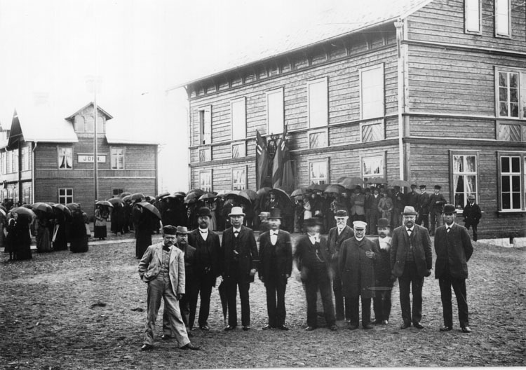 Stationshusets invigning 2/8 1894.
