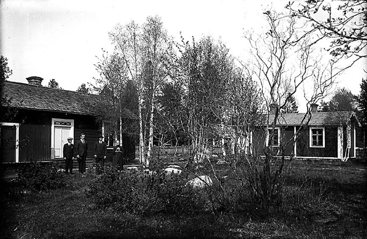 Johan Fahlgrens gård, Avan.