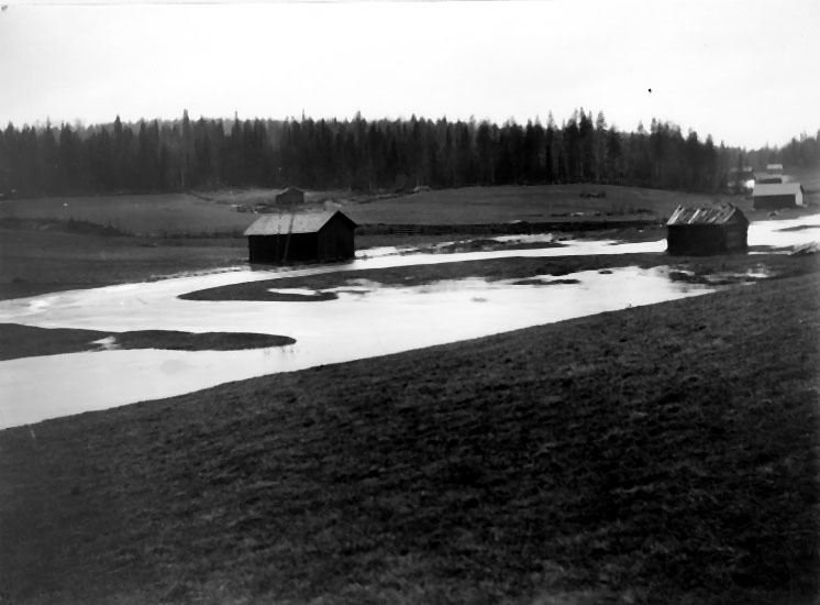 Vårfloden i Korvbäcken, Välvsjöliden.