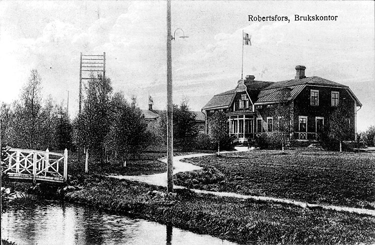 Brukskontoret i Robertsfors, omkring år 1914.