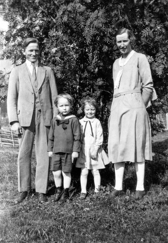 Familjen Gerda och Agas Karlsson med barnen Gus...