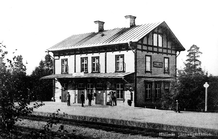Järnvägsstationen i Hällnäs.