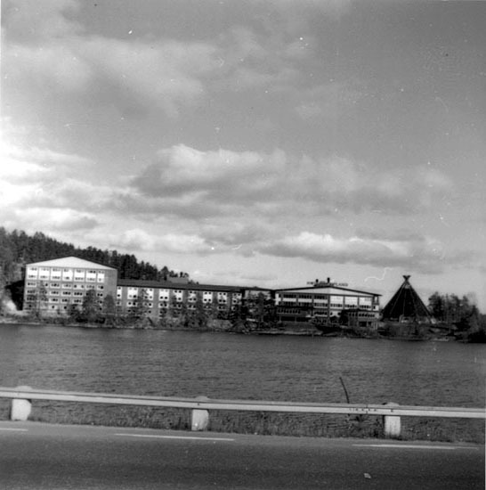 Hotell Lappland nedanför Korpberget.