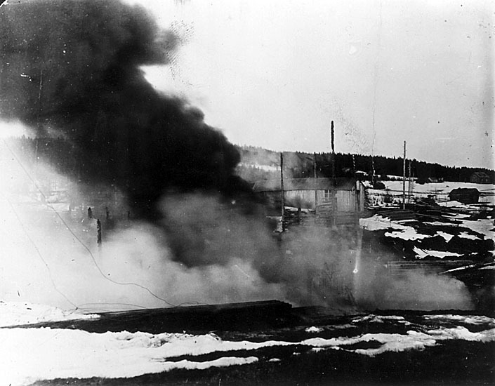 Från branden i Älglunds kraftstation, 30/4 1926.