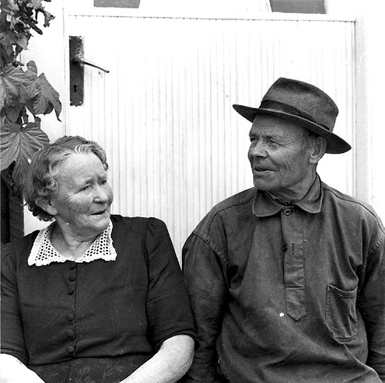 Hemmansägare Jonas Henriksson och hans maka Eli...