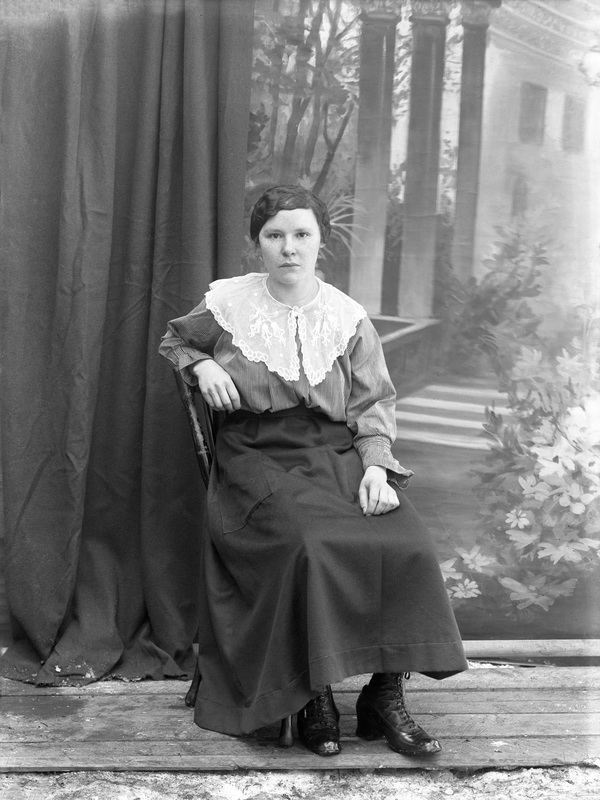 Eugenia Karlsson, Sorsele, gift Vikén.
