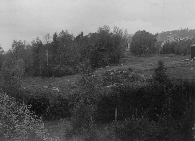 Vilhelmina.Kyrkan. Taget från prästgården 1909.