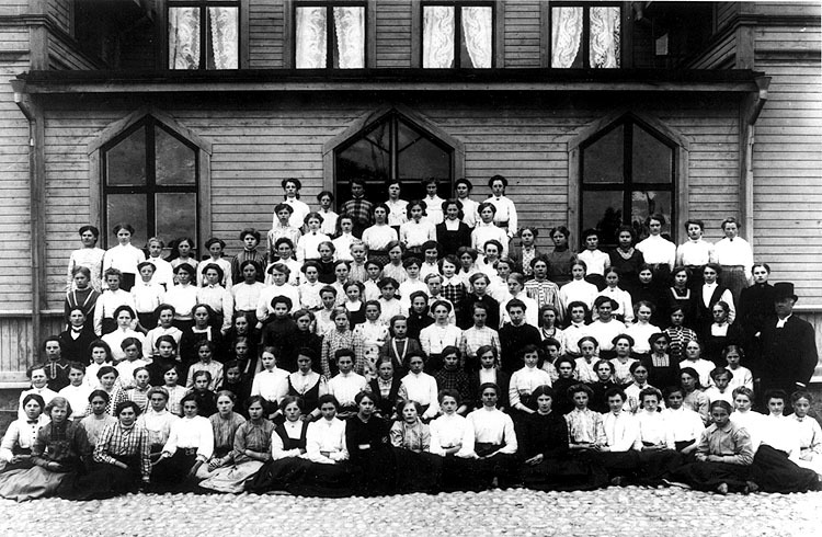Kommunalhuset Backen. Cirka 1910.