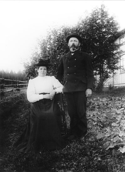 Bonden Gustav Gran med hustru, Provåker.