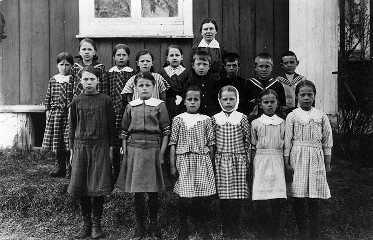 Skolavslutning i Djäkneboda skola, 1918.