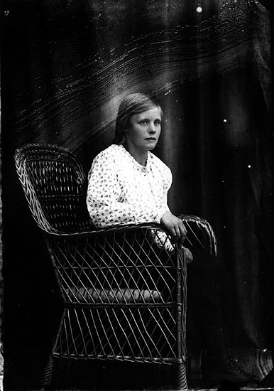 Marit Andersson, född 1906, gift Bååth. Barn: e...