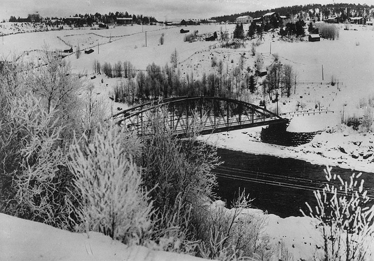 Sörforsbron från Brännlandssidan 1925.
