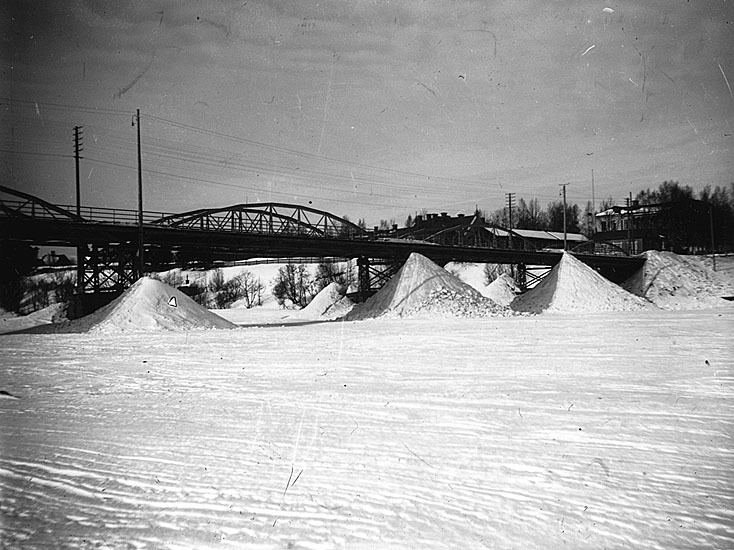 Tegsbron. Snötippning på 1920-talet.