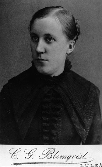 Theresia Grönlund, född Hellgren.