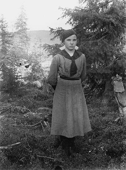 Astrid Israelsson, 1910-tal.