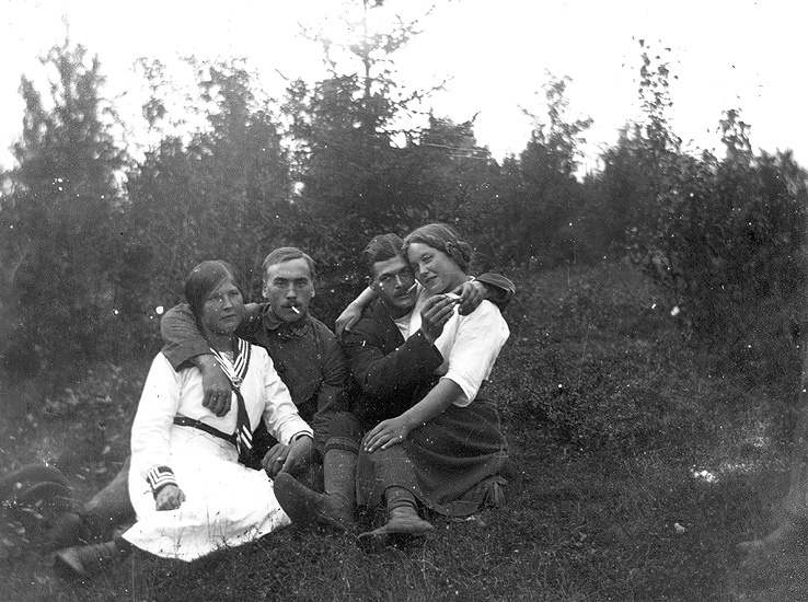 Från höger: Axel Ångman, Sally Vikström, Alfred...