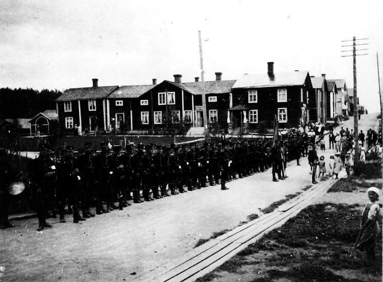Regementena I 20. Avmarsch från Åsele.