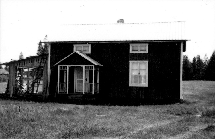 Hugo Lindmark, Djursjön. Sommarstuga.