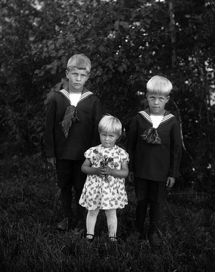 Från vänster: Östen, Elsy och Martin Eliasson, ...