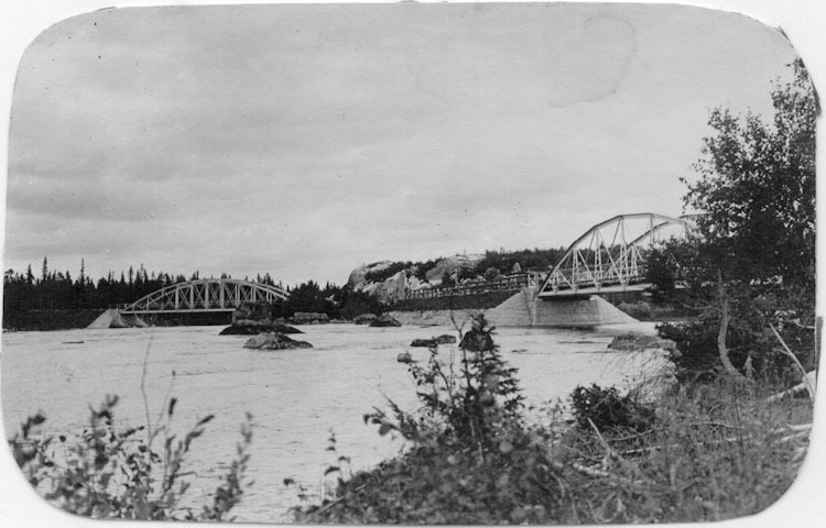 Broarna ovan Bullerforsen, Vilhelmina.